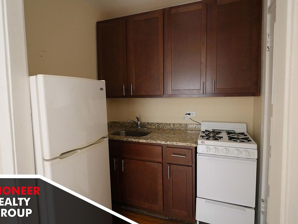 1st image of 516 W Cornelia Ave #516C218