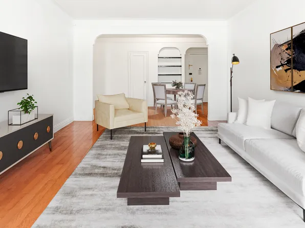 111-39 76th Road image 3 of 23