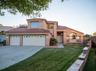 5822 Katrina Pl, Palmdale, CA 93552