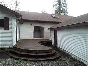 5th image of 1020 122nd Ave E