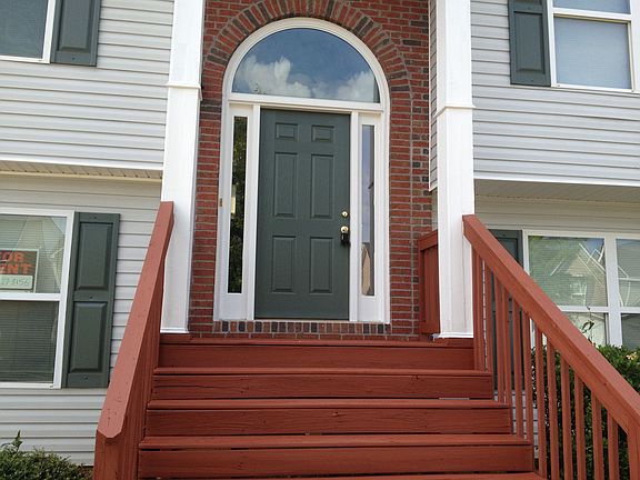 2nd image of 3209 Meadow Point Dr
