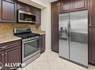 6901 Shannon Dr, Huntington Beach, CA 92647