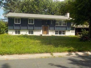 11040 Stanley Rd, Bloomington, MN 55437
