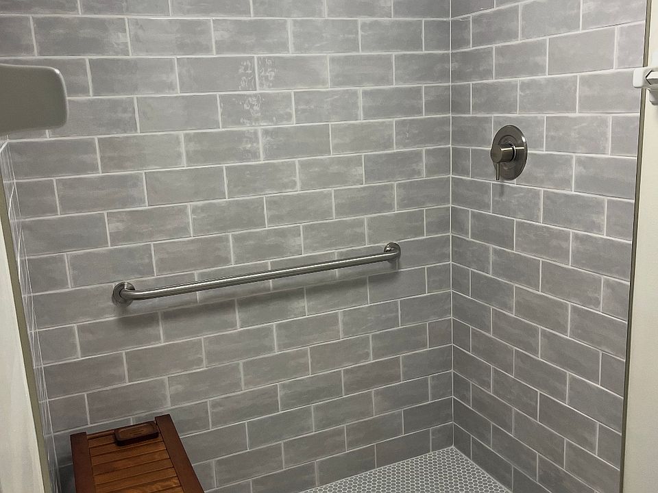 1st image of 241 W 3rd Ave Unit 4