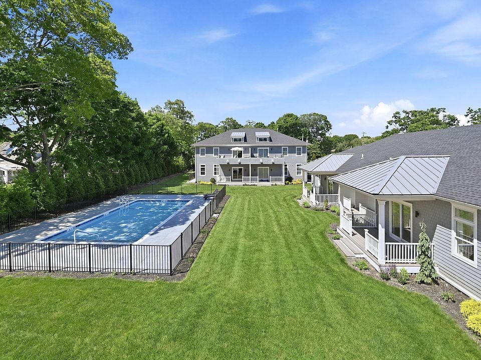 1st image of 19 Montauk Hwy #9