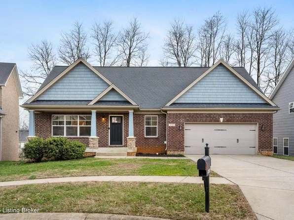 4000 Emerald Spring Pl, Coldstream, KY 40245