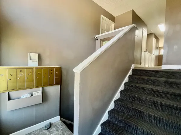 104 6th St NE, Mandan, ND 58554