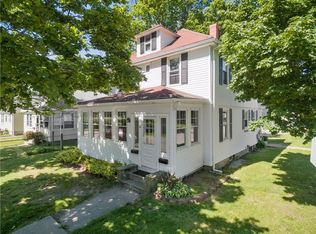 38 Viola Ave, Riverside, RI 02915
