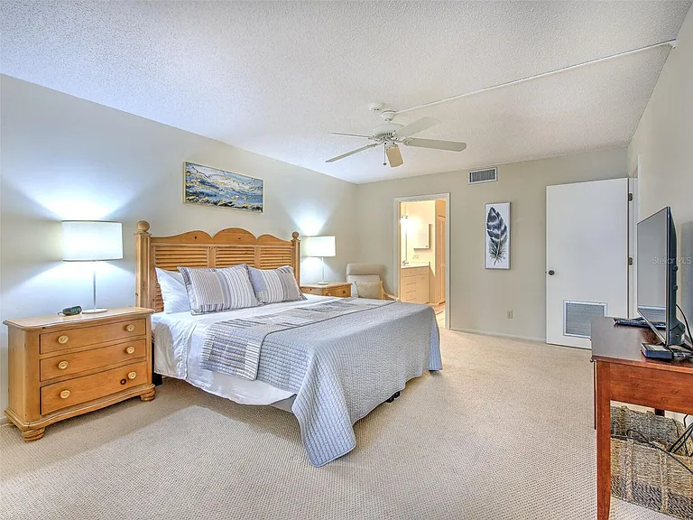 830 Bayport Way — Photo 21
