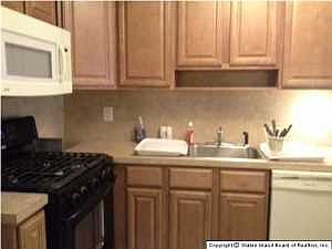 2nd image of 10 Greentree Ln #A