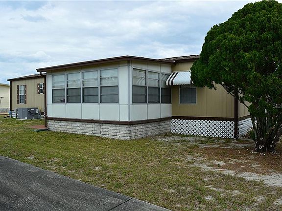 3rd image of 7313 Grand Pine Dr