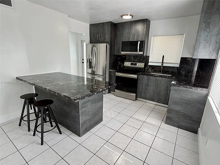 3247 SW 92nd Ave #3247 — Photo 2
