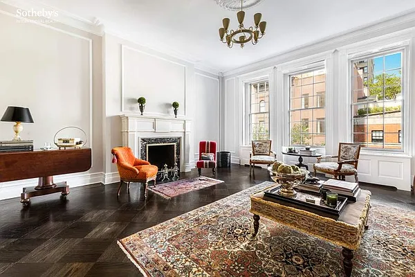 Sold by Sotheby's International Realty | media 8