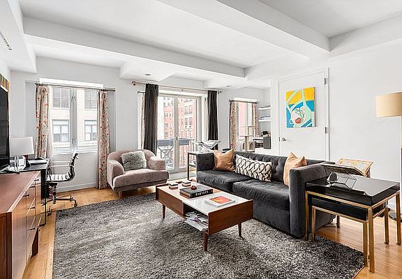 3rd image of 82 University Pl APT 4A