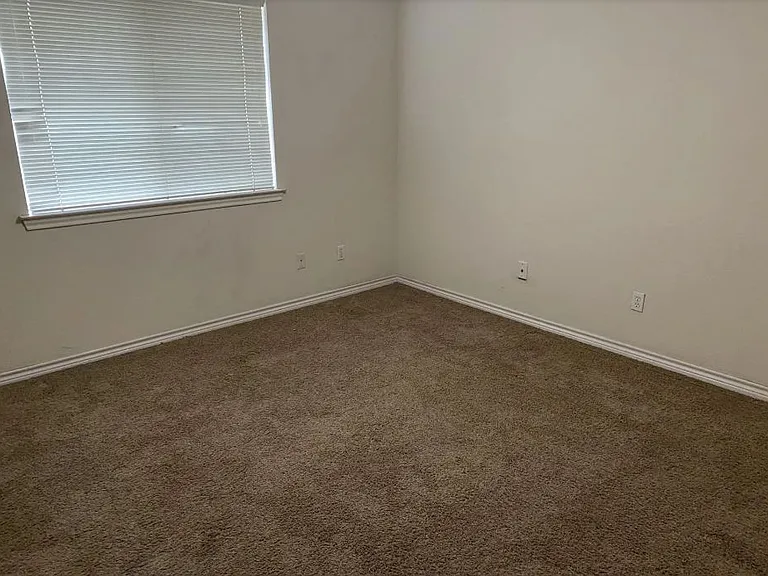 945 Willow Pond St #945 — Photo 9