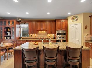 28330 Hawks Ridge Dr, Canyon Country, CA 91351