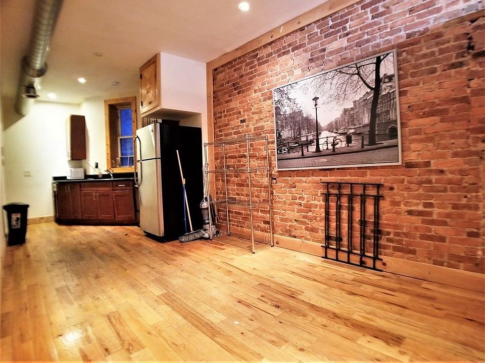 1st image of 645 Willoughby Ave #A2