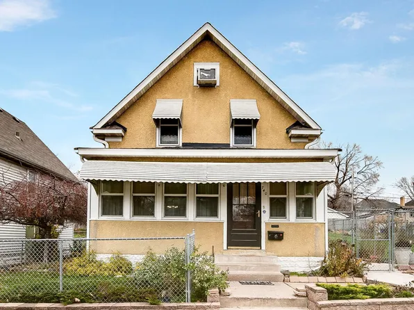 740 Bradley St, Saint Paul, MN 55130