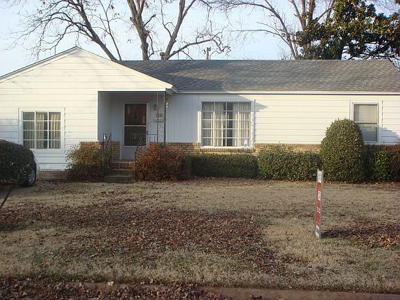2nd image of 1435 E 52nd St S