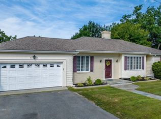 329 Slocum Rd, Dartmouth, MA 02747