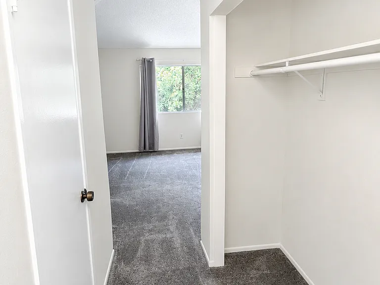 3727 Mesa Oak Ln — Photo 29