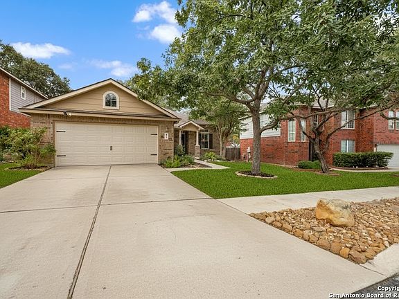 2nd image of 51 Edgecreek