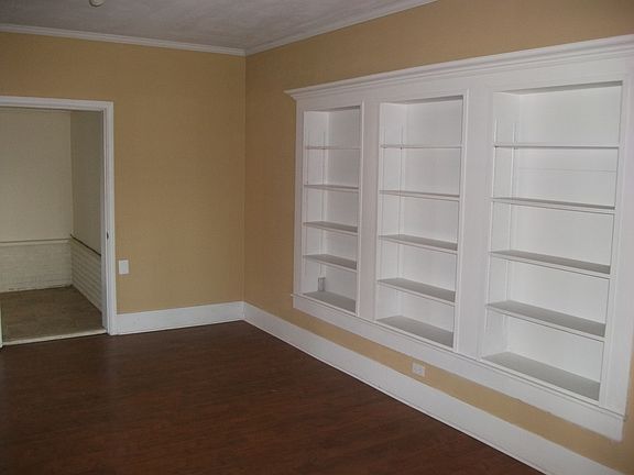 2nd image of 316 W College Ave