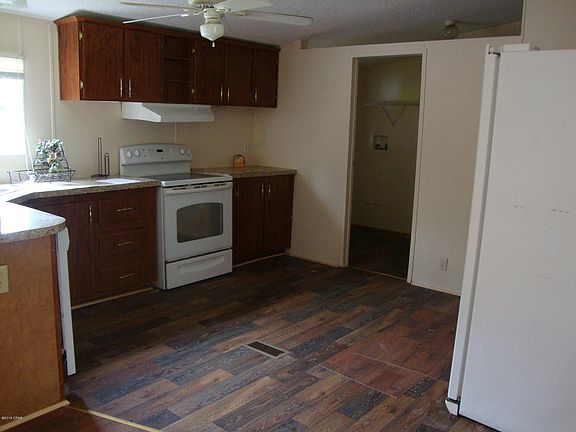 4th image of 513 W Banfill Ave