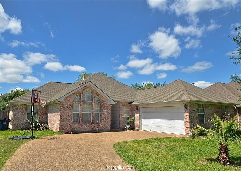 1st image of 603 Aster Dr