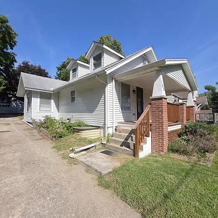 3 bed, 2.0 bath, 1230 sqft, $1,500 — Photo 3