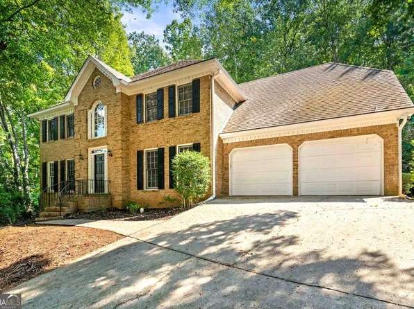 4397 Windsor Oaks Cir, Marietta, GA 30066