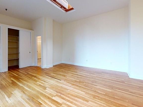 5th image of 1 Astor Pl #7V