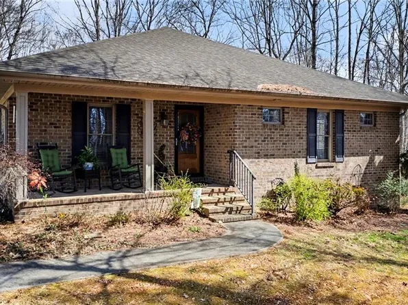 152 Prospectors Way, Lexington, NC 27292