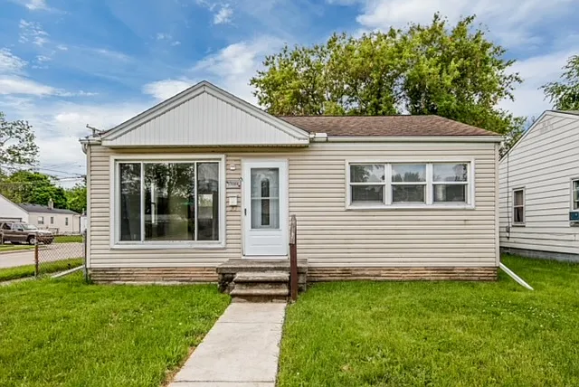 13164 Sidonie Ave — Photo 14