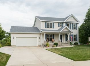 6905 Old Amsterdam Way, Deforest, WI 53532