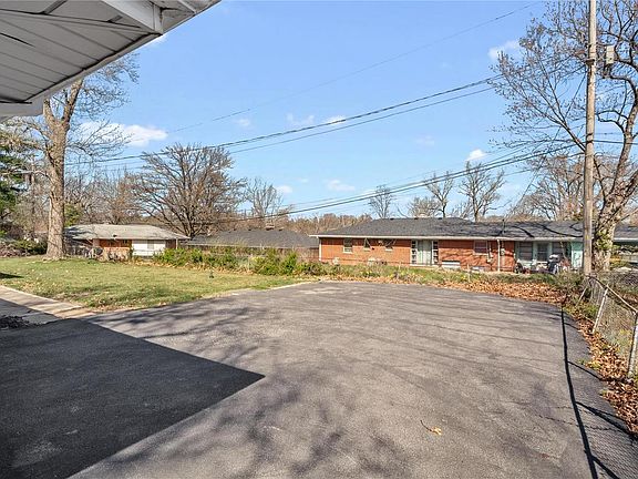 4th image of 4115 Crestland Dr