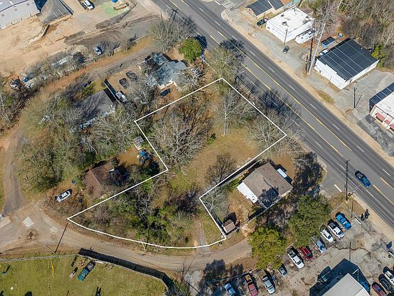 4th image of 2604 W Marshall Ave