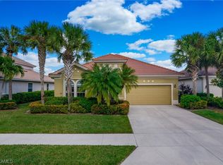 8181 Valiant Dr, Naples, FL 34104