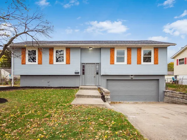 3197 Dunloe Rd, Columbus, OH 43232