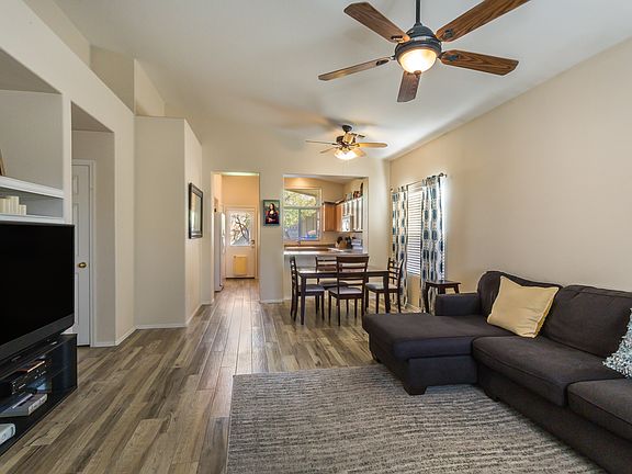 3rd image of 40813 N Hearst Dr