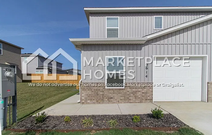 3 bed, 3.0 bath, 1430 sqft, $1,530 — Photo 1