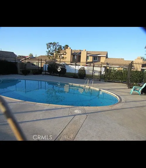 44586 La Paz Rd — Photo 6