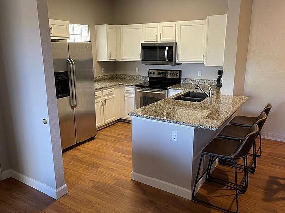 3rd image of 16013 S Desert Foothills Pkwy APT 1116
