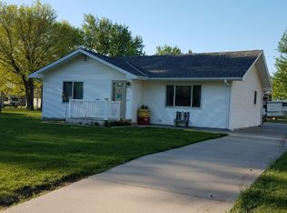 107 E Endicott St, Plymouth, NE 68424