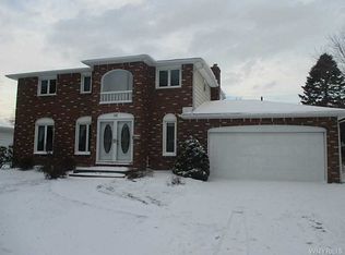 68 Lorna Ln, Tonawanda, NY 14150