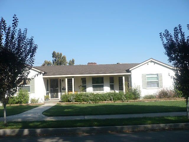Courtesy of Park Place GMAC Real Estate