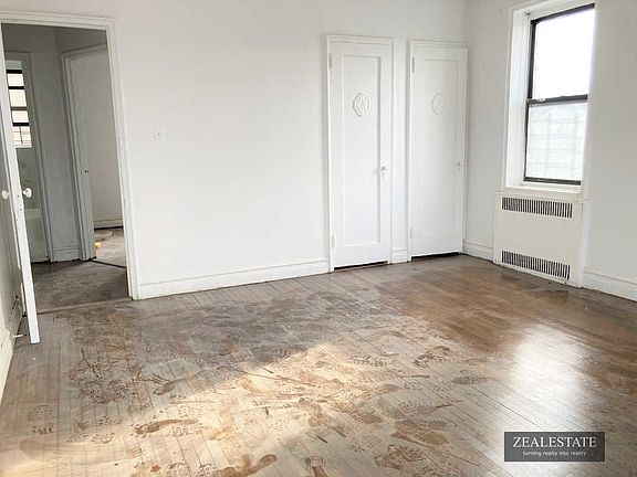 3rd image of 2630 Ocean Ave #D7