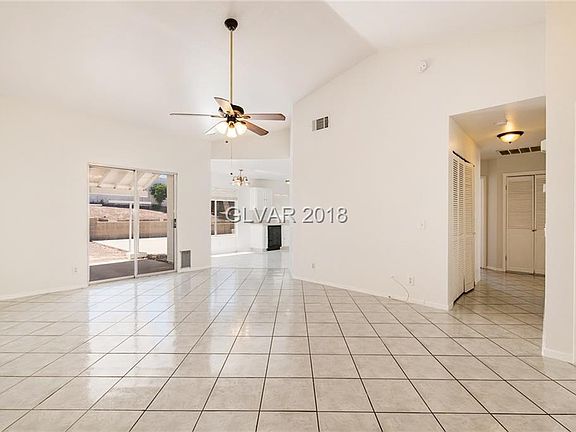 5th image of 841 Spirits Trail Ct