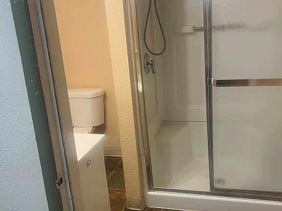 4th image of 925 S Linden Park Way