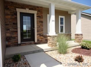 3140 Birmingham Dr, Glen Carbon, IL 62034